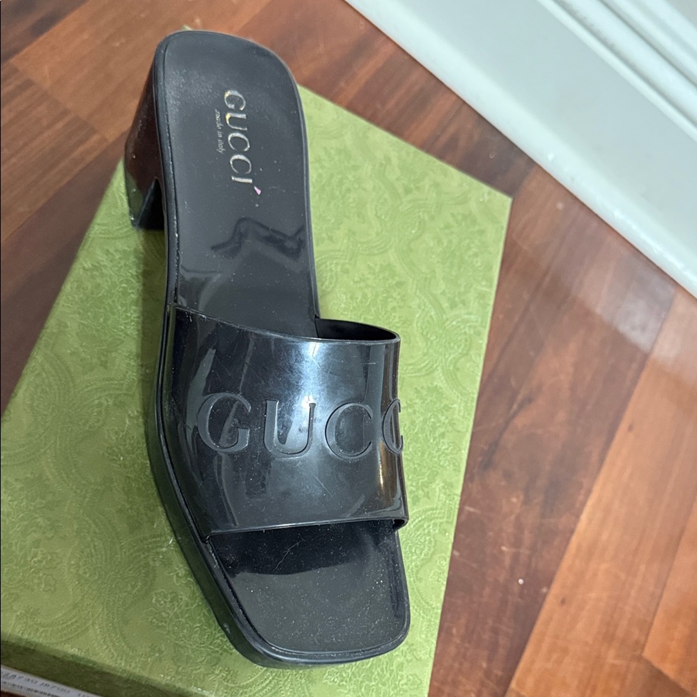 Gucci Glossy Black Slide Sandals - Picture 9 of 13